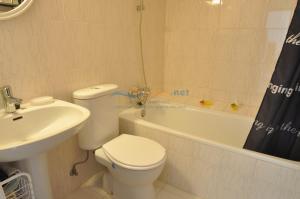 172157 FIGUERES - GA - Apartment  Roses