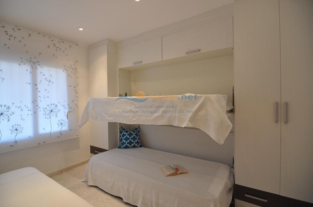 354357 FRONT DE MER B3 Apartment Roses 354357 FRONT DE MER B3 Apartment Roses