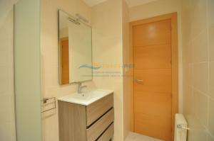 354357 FRONT DE MER B3 Apartment  Roses