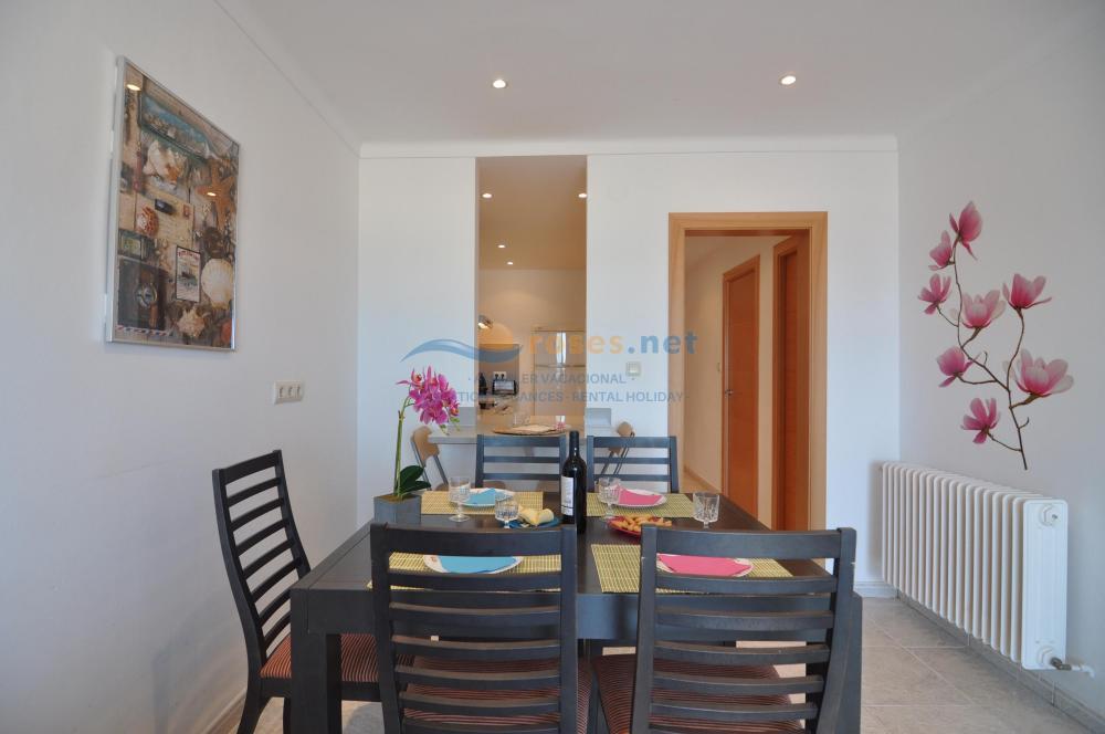 354357 FRONT DE MER B3 Apartment Roses 354357 FRONT DE MER B3 Apartment Roses