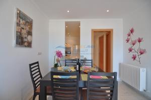 354357 FRONT DE MER B3 Apartment  Roses