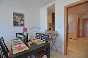354357 FRONT DE MER B3 Apartment  Roses