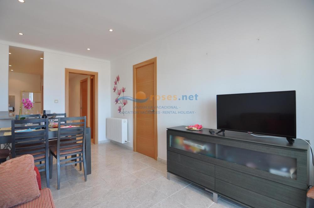 354357 FRONT DE MER B3 Apartment Roses 354357 FRONT DE MER B3 Apartment Roses