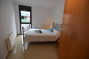 91087 GRANADA DUPLEX Apartment  Roses