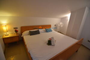 91087 GRANADA DUPLEX Apartment  Roses