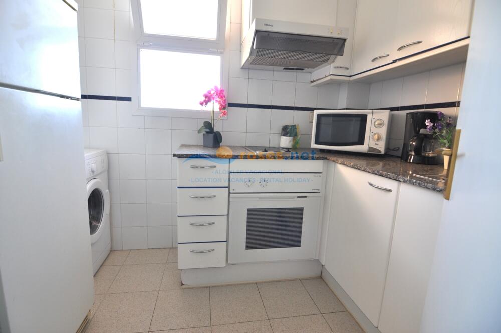 328931 MEDITERRANEO 48 IB Apartment Roses 328931 MEDITERRANEO 48 IB Apartment Roses