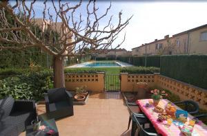 328462 IB PORT ESTRELLA 08 Chalet  Roses