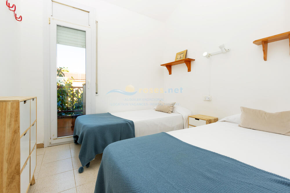 328462 PORT ESTRELLA 08 IB Chalet Roses 328462 PORT ESTRELLA 08 IB Chalet Roses