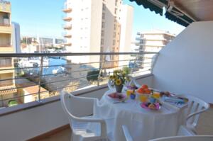 329204 PUERTO SIMONA 22 IB Studio-Apartment  Roses