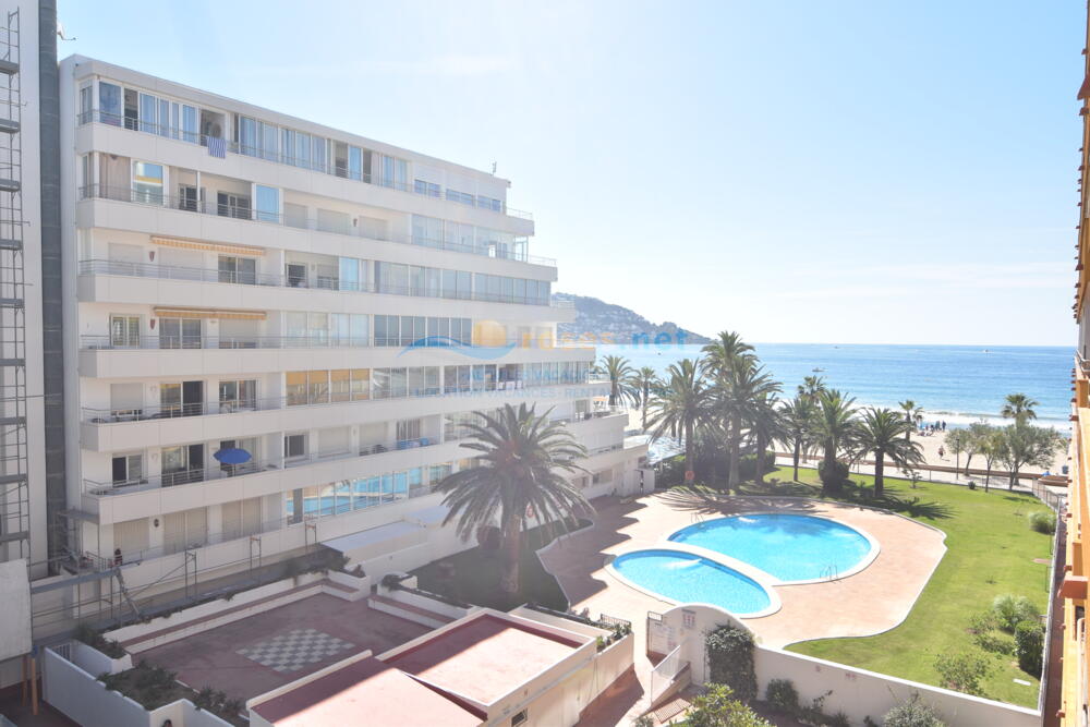 328642 RHC - 1410 IB Appartement Roses 328642 RHC - 1410 IB Appartement Roses