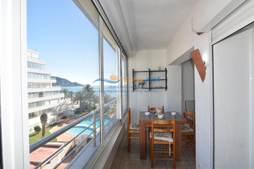 328642 RHC - 1410 IB Appartement Roses 328642 RHC - 1410 IB Appartement Roses
