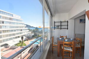 328642 RHC - 1410 IB Appartement  Roses