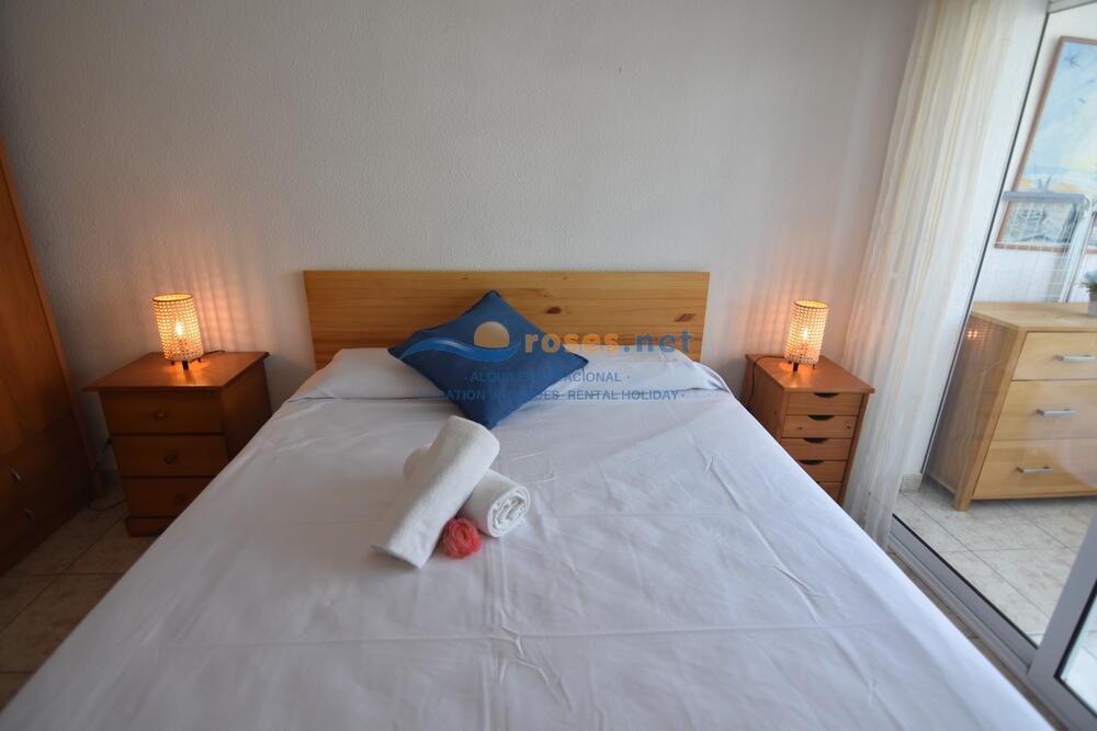 328642 RHC - 1410 IB Appartement Roses 328642 RHC - 1410 IB Appartement Roses