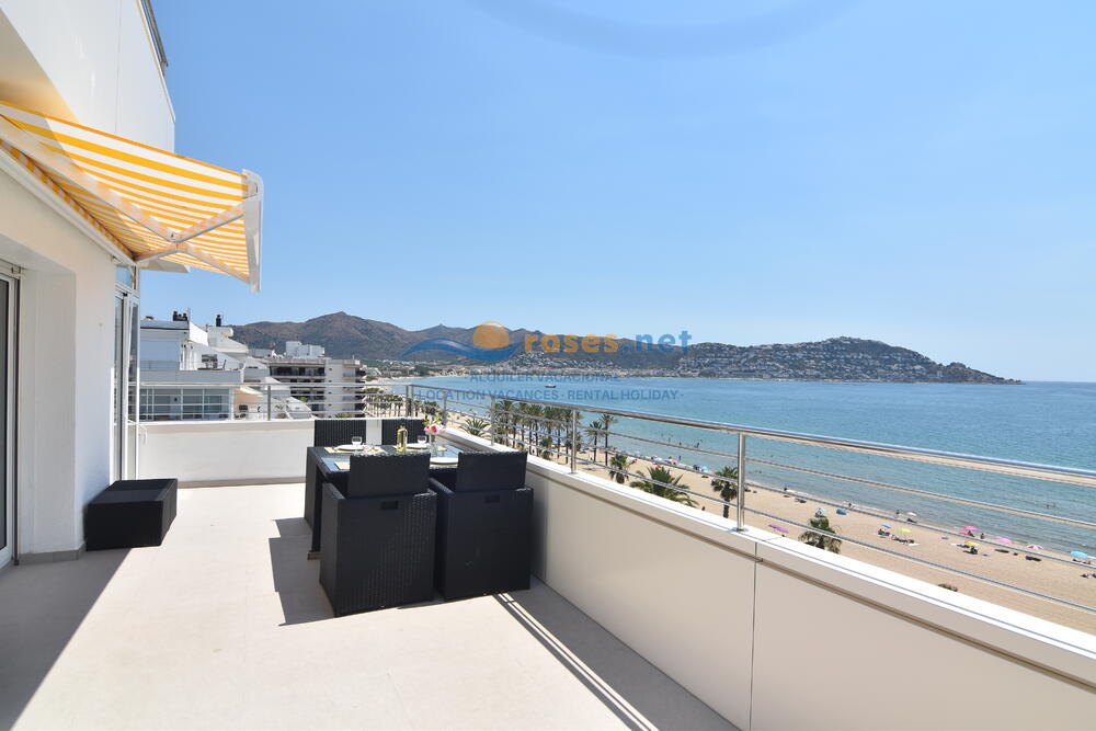 328643 RHC - 1712 IB Appartement Roses 328643 RHC - 1712 IB Appartement Roses