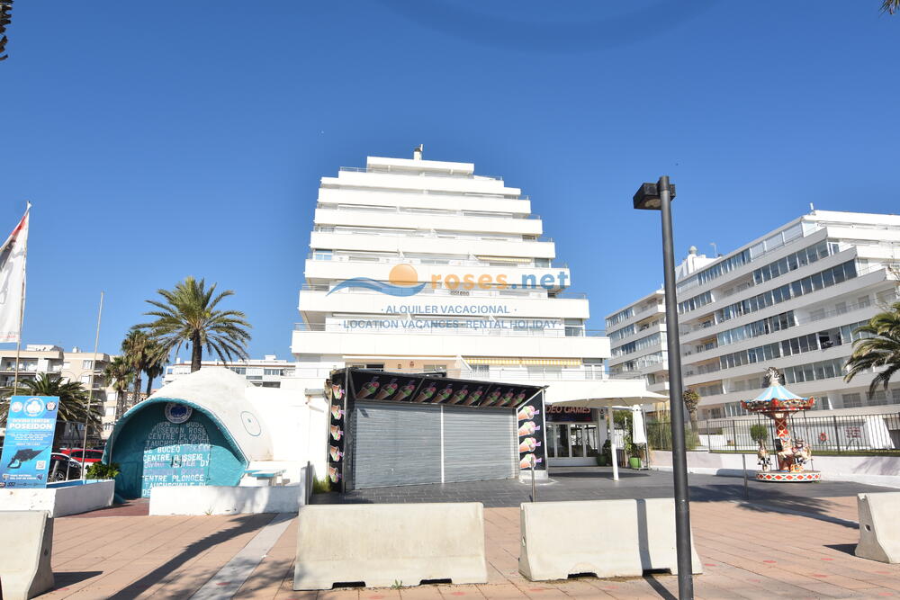 328643 RHC - 1712 IB Appartement Roses 328643 RHC - 1712 IB Appartement Roses