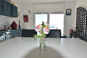 328643 RHC - 1712 IB Apartment  Roses
