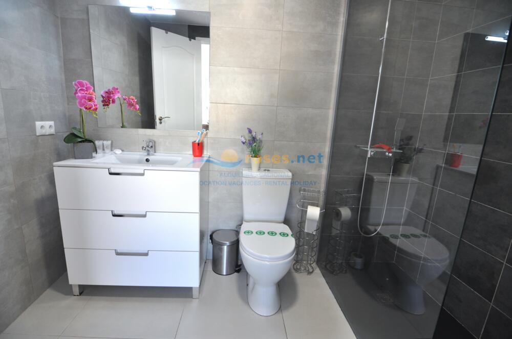 329206 RHC - 2712 IB Appartement Roses 329206 RHC - 2712 IB Appartement Roses