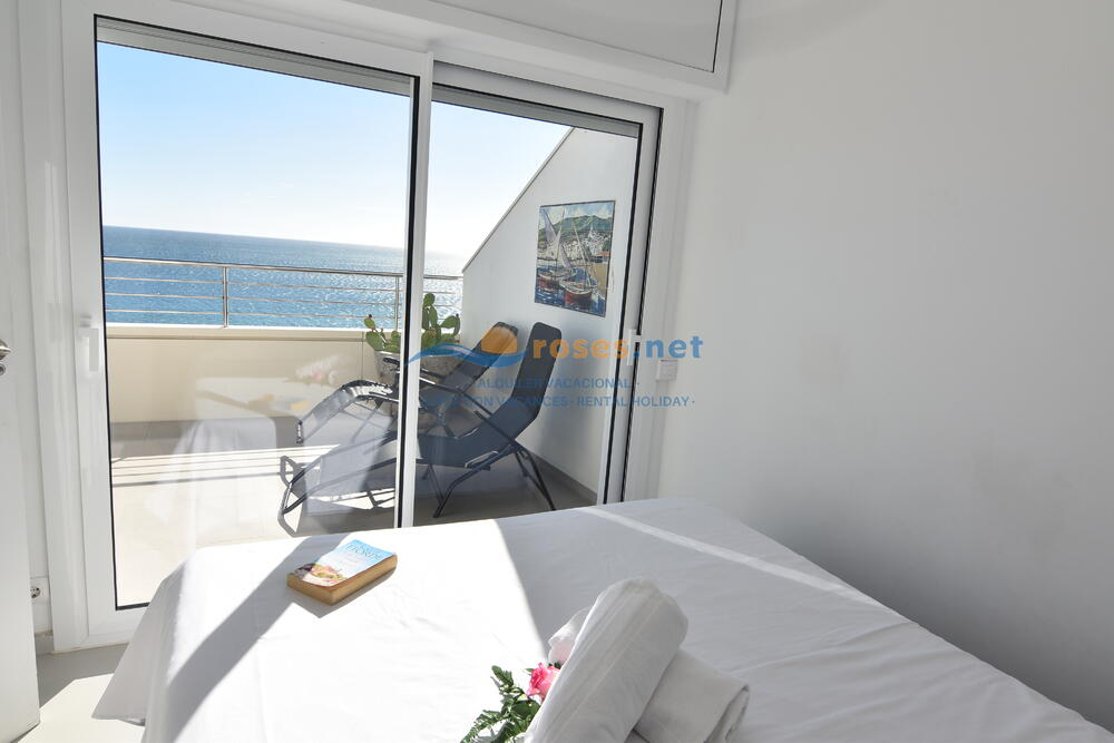 329206 RHC - 2712 IB Appartement Roses 329206 RHC - 2712 IB Appartement Roses