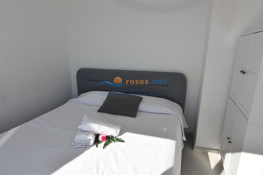 329206 RHC - 2712 IB Appartement Roses 329206 RHC - 2712 IB Appartement Roses