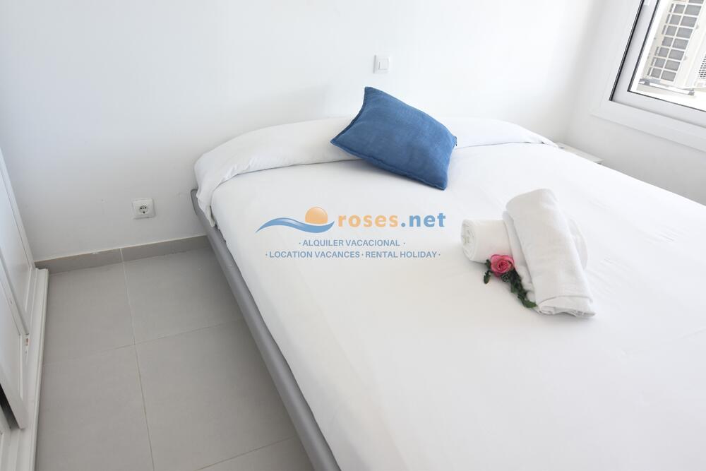 329206 RHC - 2712 IB Appartement Roses 329206 RHC - 2712 IB Appartement Roses