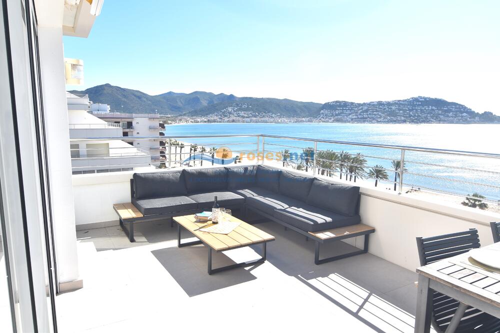329206 RHC - 2712 IB Appartement Roses 329206 RHC - 2712 IB Appartement Roses