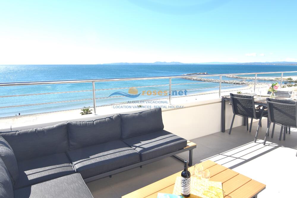 329206 RHC - 2712 IB Appartement Roses 329206 RHC - 2712 IB Appartement Roses