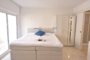 328644 RHC - 3402 IB Studio  Roses