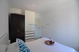 328909 IB RHC GA - 2101 Appartement  Roses
