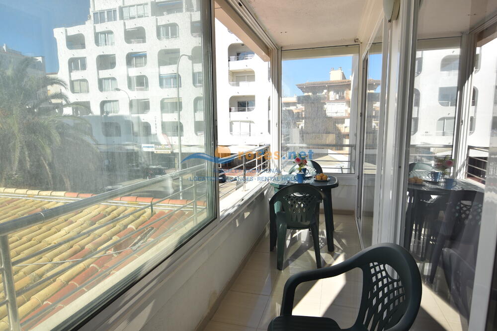 328909 RHC - 2101 IB GA Appartement Roses 328909 RHC - 2101 IB GA Appartement Roses