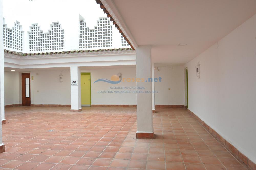 329207 IB RM-1 XALOC 3-1 Appartement Roses 329207 IB RM-1 XALOC 3-1 Appartement Roses