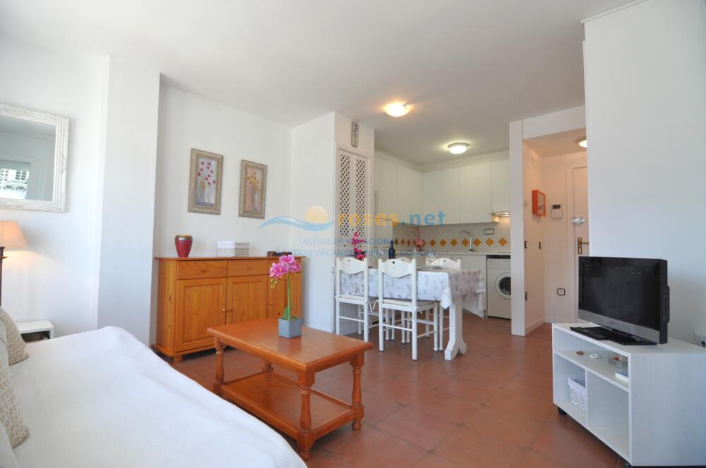 329207 RM I XALOC 3-1 IB Appartement Roses 329207 RM I XALOC 3-1 IB Appartement Roses
