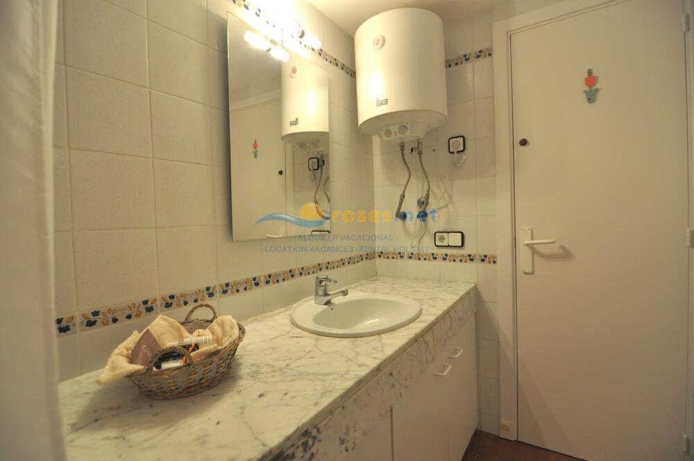 329207 RM I XALOC 3-1 IB Appartement Roses 329207 RM I XALOC 3-1 IB Appartement Roses