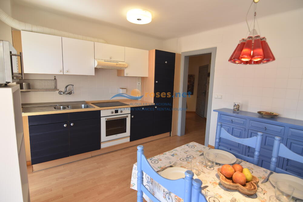 329905 ROMANOS IB Appartement Roses 329905 ROMANOS IB Appartement Roses