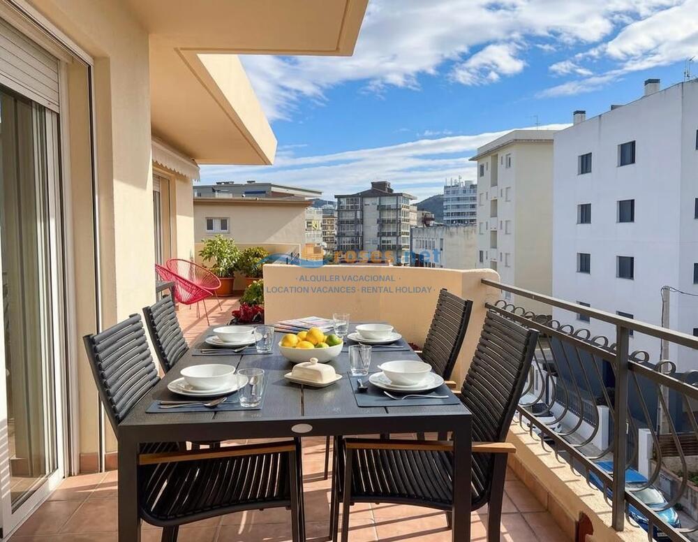 329905 ROMANOS IB Appartement Roses 329905 ROMANOS IB Appartement Roses