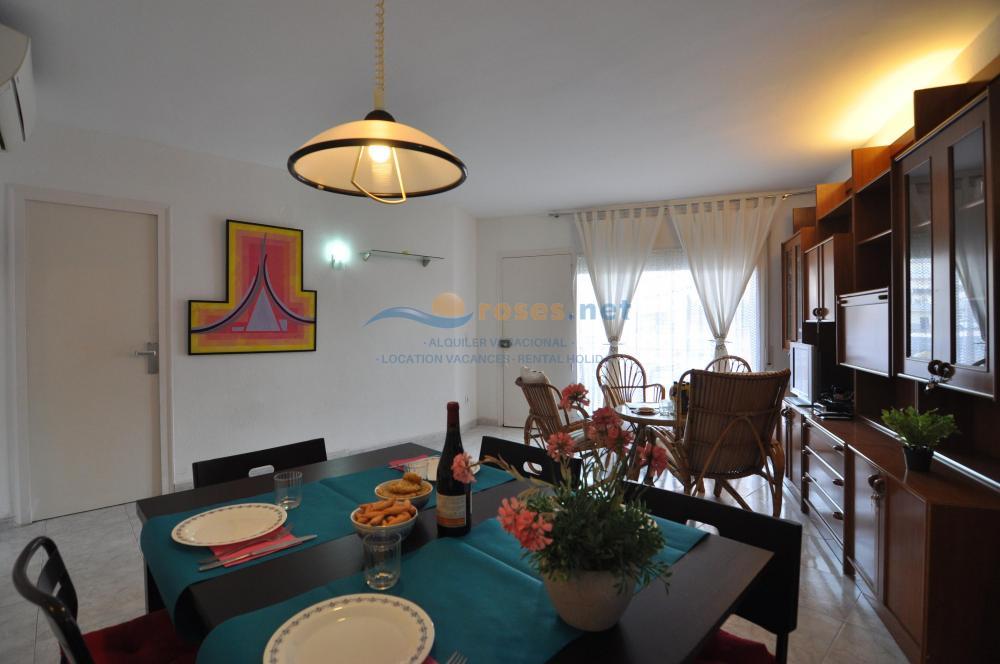 329913 IB SANDRA II 9A Appartement Roses 329913 IB SANDRA II 9A Appartement Roses