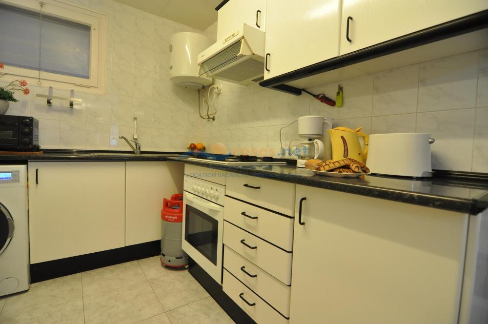 329913 IB SANDRA II 9A Appartement Roses 329913 IB SANDRA II 9A Appartement Roses
