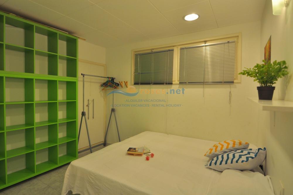 329913 IB SANDRA II 9A Appartement Roses 329913 IB SANDRA II 9A Appartement Roses
