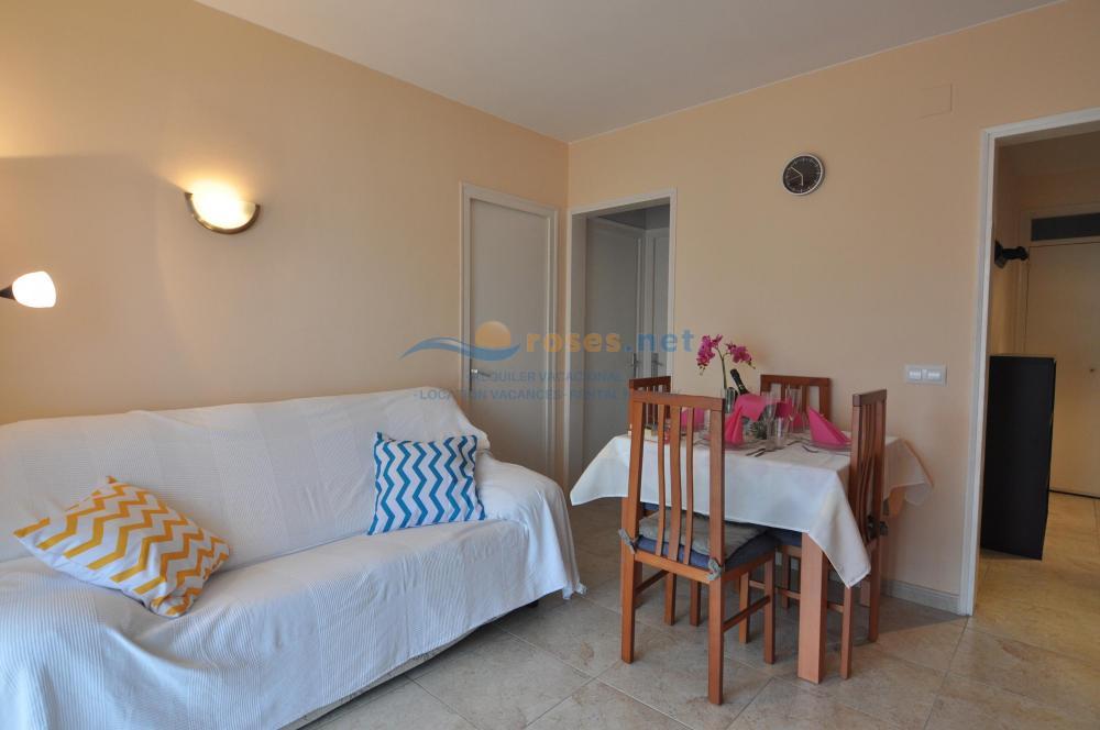 329915 IB SANDRA II C6 Appartement Roses 329915 IB SANDRA II C6 Appartement Roses
