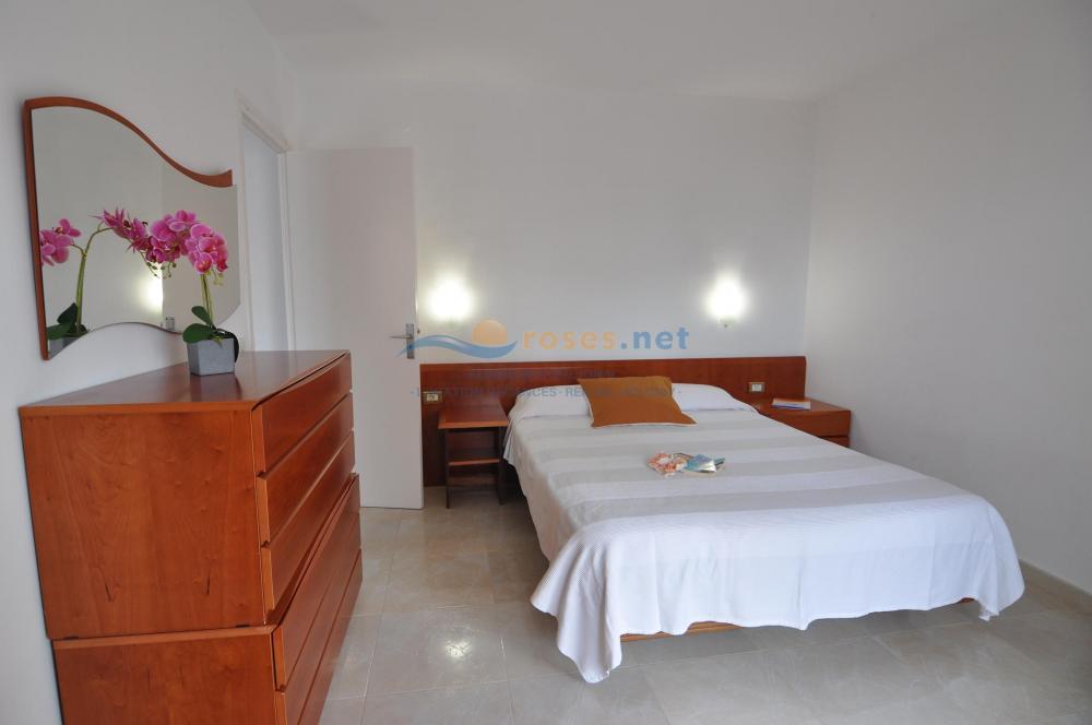 335099 IB SANDRA II C9 Appartement Roses 335099 IB SANDRA II C9 Appartement Roses