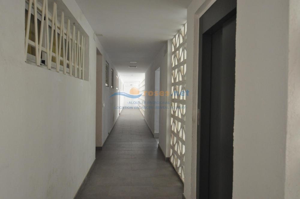 335099 IB SANDRA II C9 Appartement Roses 335099 IB SANDRA II C9 Appartement Roses