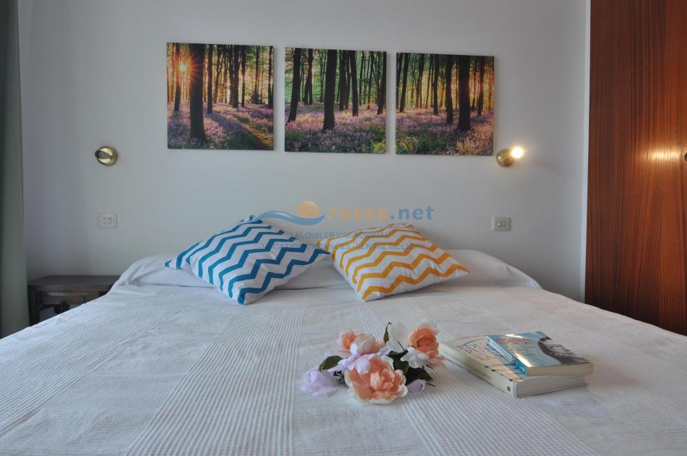 329916 IB SANDRA II D6 Apartment  Roses