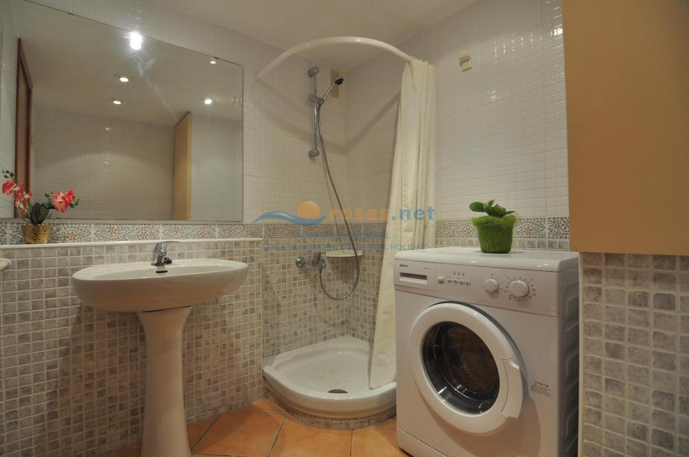 329213 IBG A 600 TRA - 03-23 Studio-Apartment  Roses