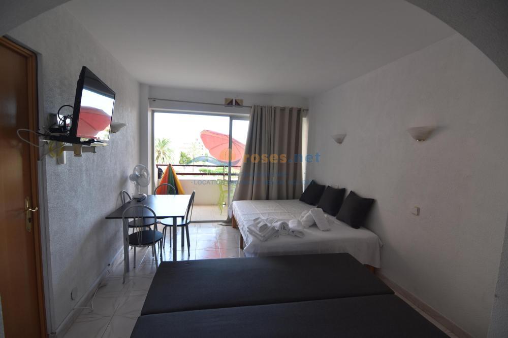 329211 600 XALOC - 02-28-A - IB - GAR Studio-Apartment  Roses