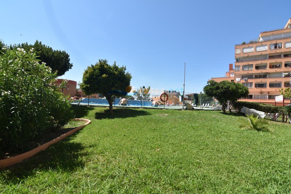 329212 600 XALOC - 02-28-B - IB - GAR Studio-Apartment  Roses