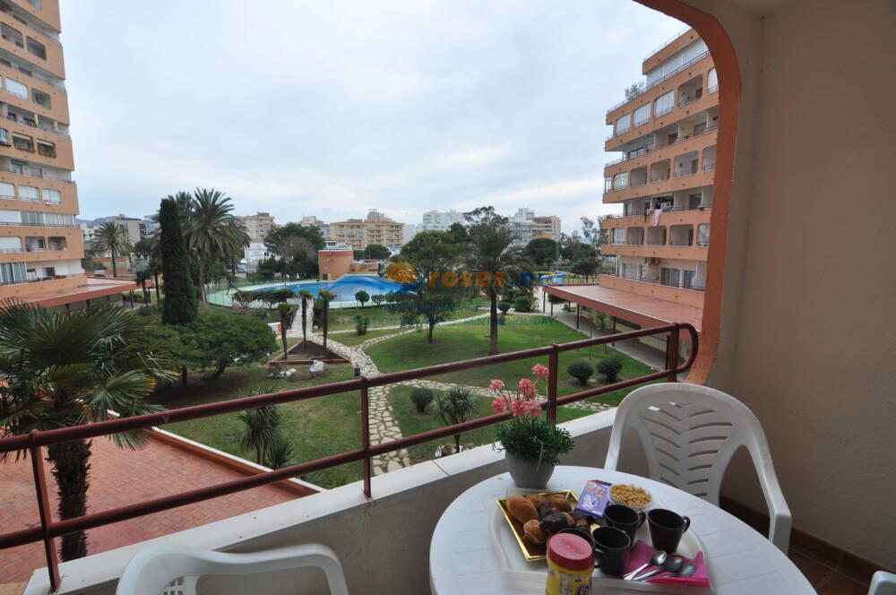 329209 600 XALOC - 01-27-A - IB - GAR Studio-Apartment Roses 329209 600 XALOC - 01-27-A - IB - GAR Studio-Apartment Roses