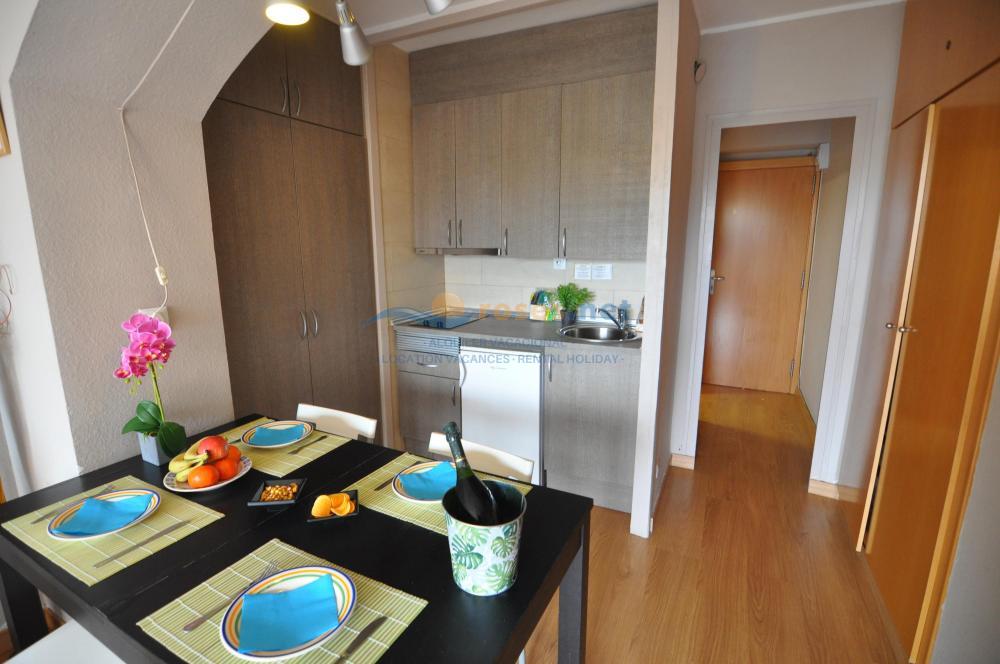 329210 IBG A 600 XALOC 01-27B Studio-Apartment  Roses