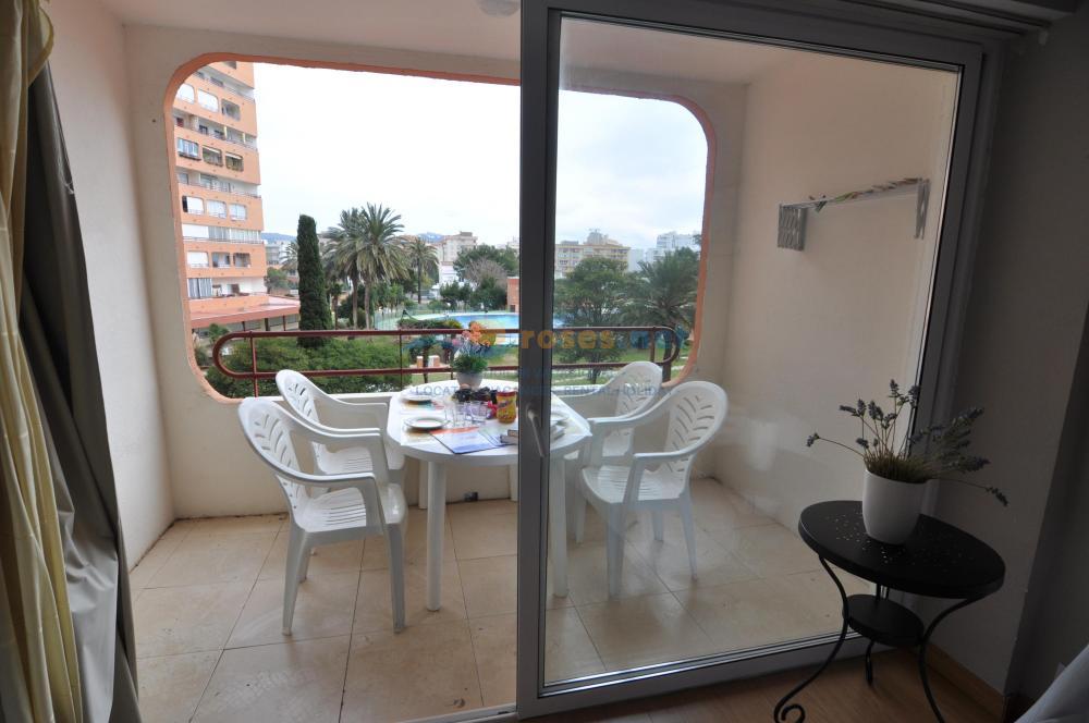 329210 IBG A 600 XALOC 01-27B Studio-Apartment  Roses