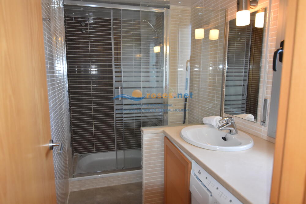 101386 LES MARINES GREGAL 2-4 Apartamento Roses 101386 LES MARINES GREGAL 2-4 Apartamento Roses