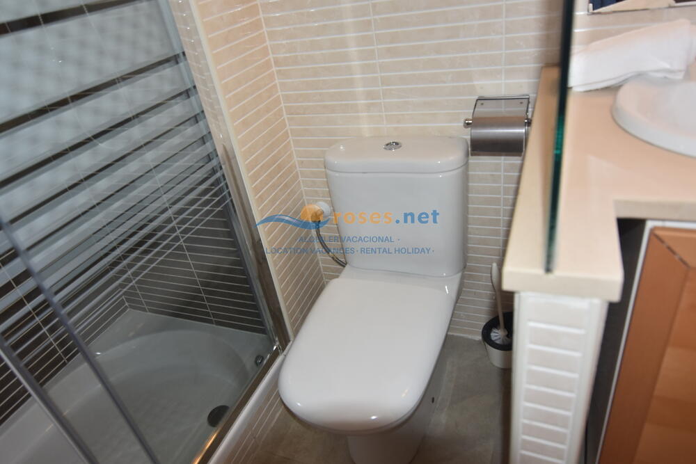 101386 LES MARINES GREGAL 2-4 Apartamento Roses 101386 LES MARINES GREGAL 2-4 Apartamento Roses