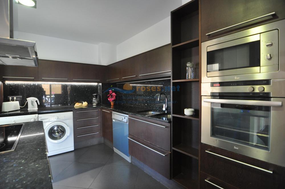 120297 LLUIS COMPANYS ATICO Apartamento Roses 120297 LLUIS COMPANYS ATICO Apartamento Roses